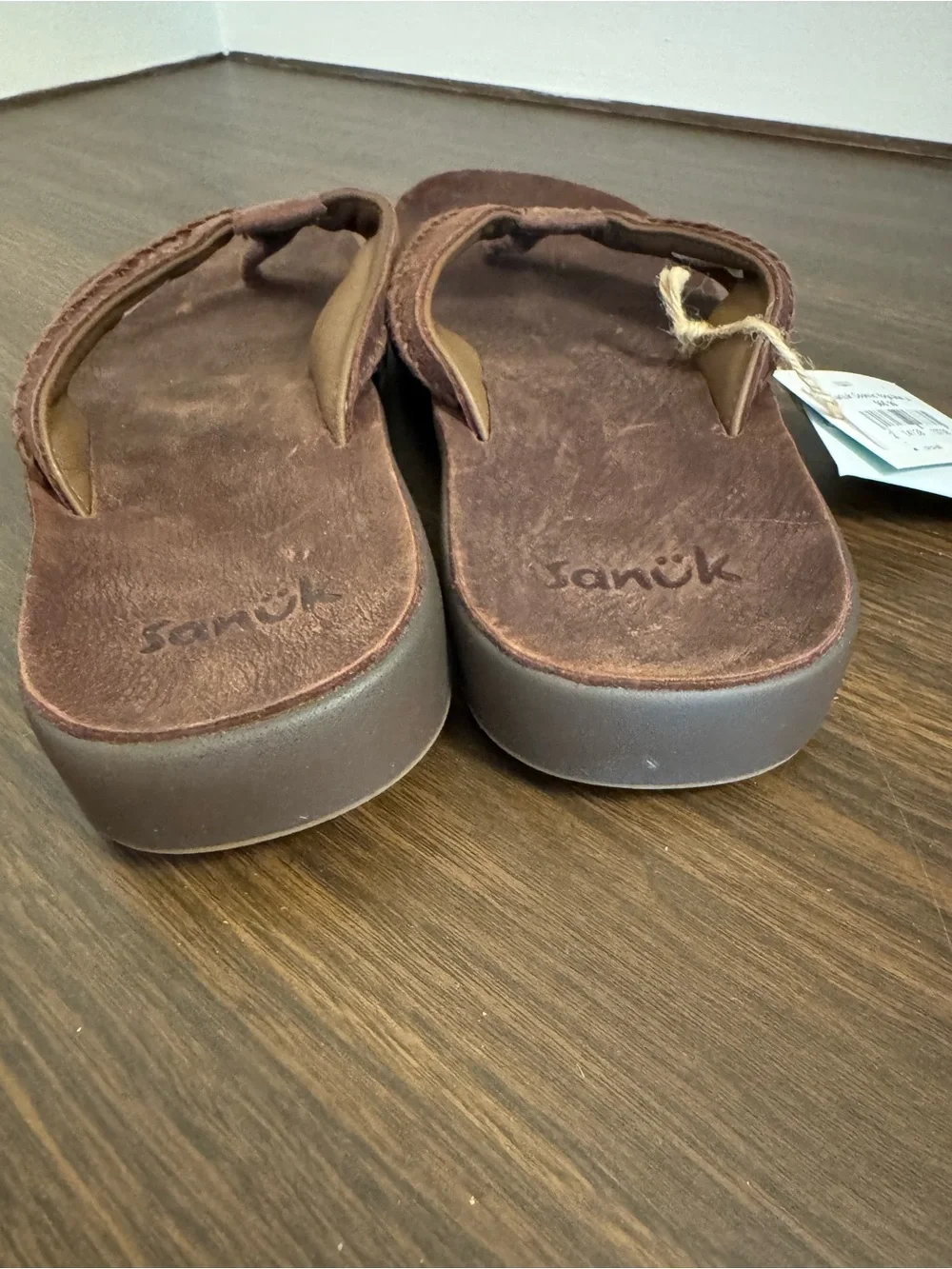 Sanuk Cosmic Yoga Mat LX Leather Flip Flops Brown Men’s Size 10 NWT flip flops